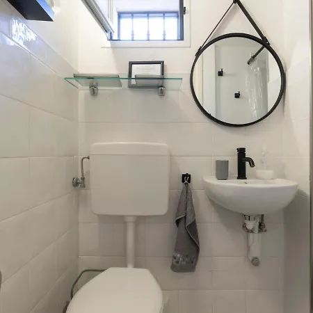 度假居 Casetta Porta By Interhome 圣雷默
